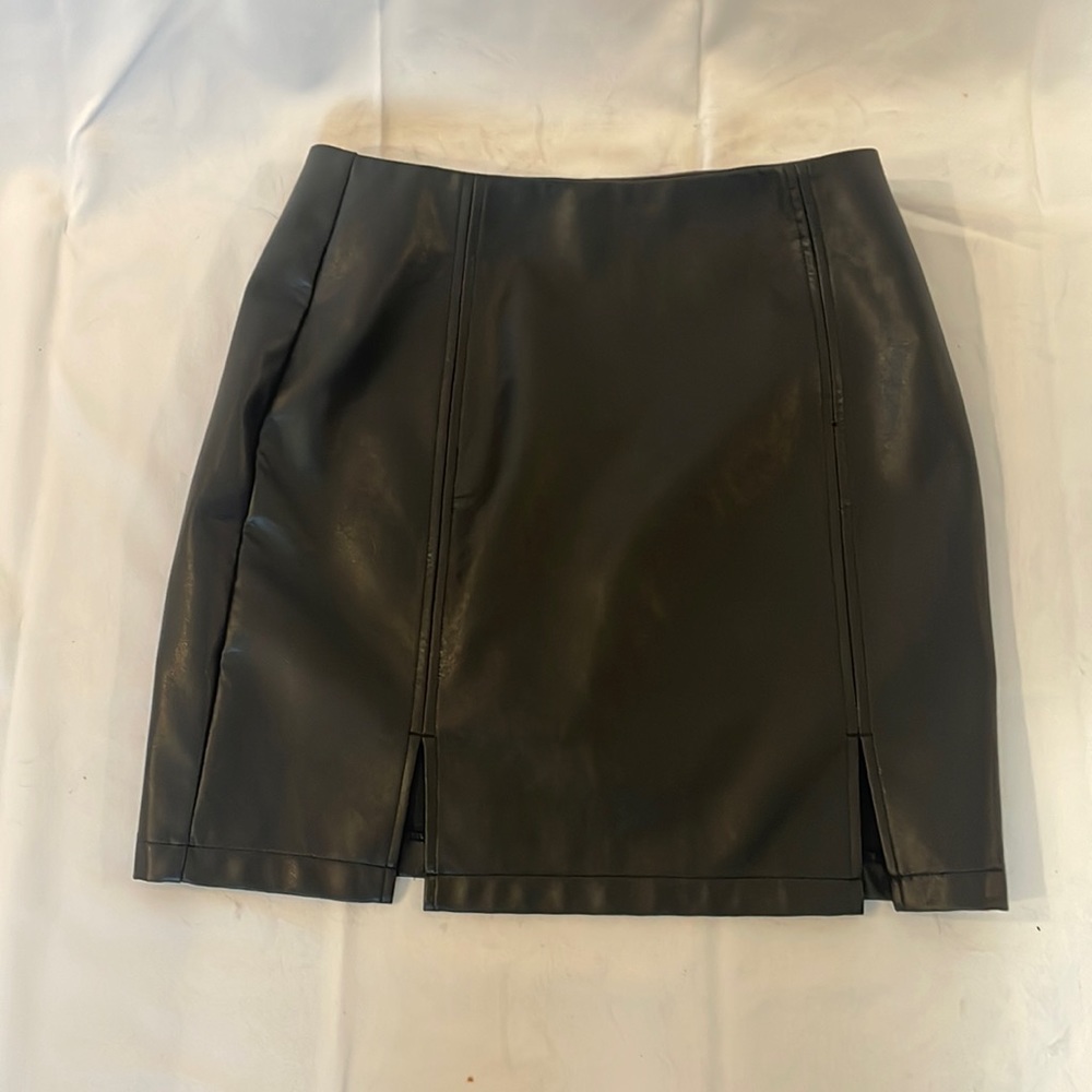 Leather skirt
